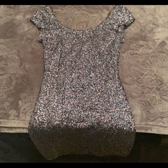Blue/ Holographic sequin body con dress - Picture 2 of 2